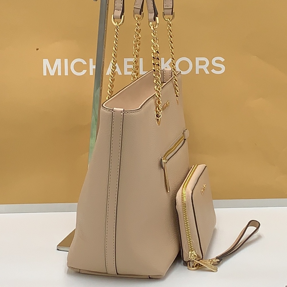 Michael Kors Medium Front Pocket Shoulder Chain Tote & LG Multifunctional Wallet - Picture 3 of 16